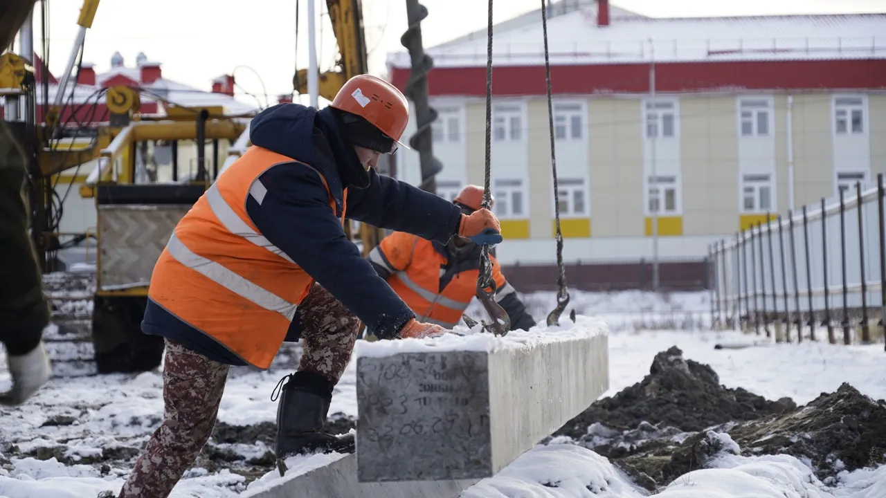 В Яр-Сале началось строительство домов для переселения из аварийного фонда  | Ямал-Медиа