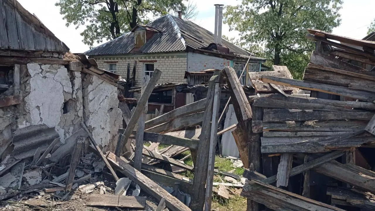 Около 100 жителей остались в обстреливаемой ВСУ Новой Таволжанке —  губернатор | Ямал-Медиа