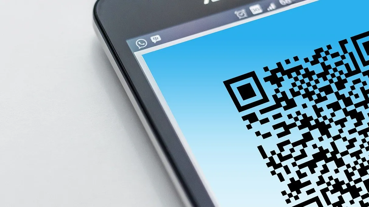 Специалисты выявили сканеры QR-кодов, которые крадут данные банковских  приложений | Ямал-Медиа