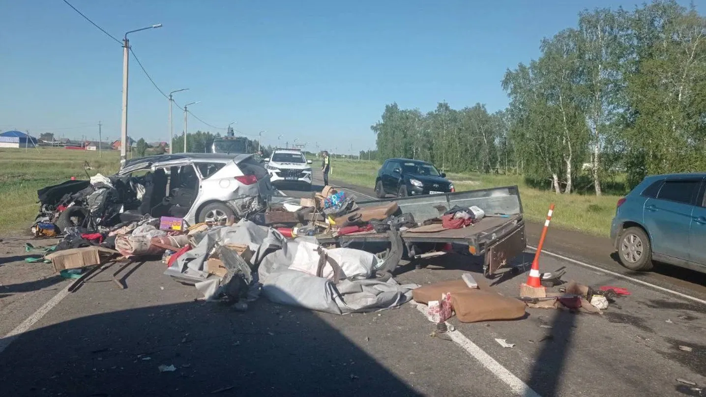 Семья из ЯНАО попала в ДТП с автобусом под Тюменью, пострадали шесть  человек | Ямал-Медиа