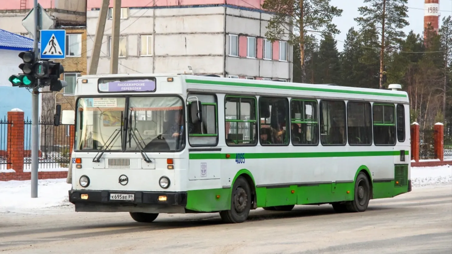 В Ноябрьске с 1 мая изменится расписание автобусов | Ямал-Медиа