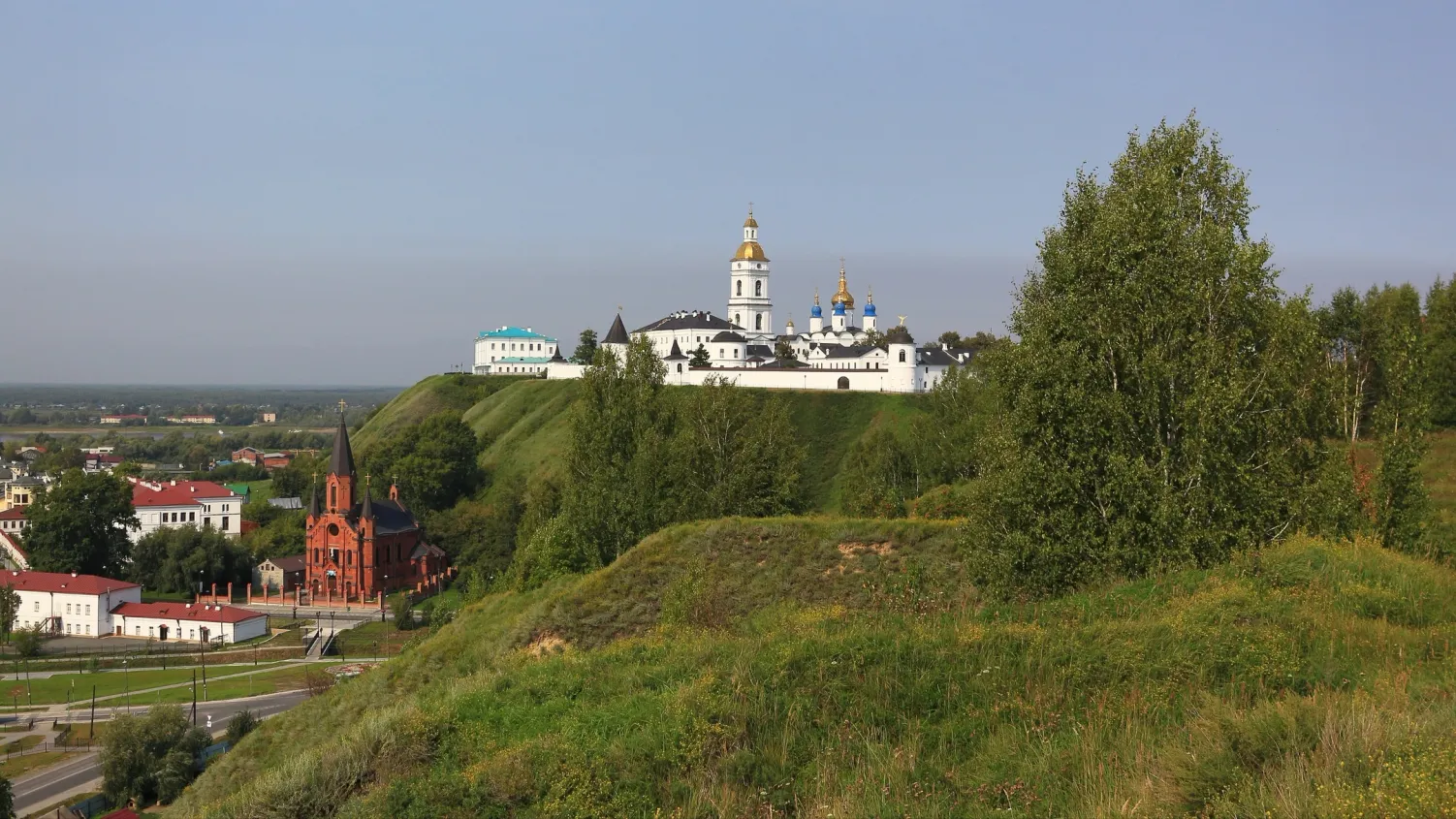 Инстасамка хочет поставить себе памятник в Тобольске | Ямал-Медиа