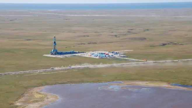 Главная достопримечательность Харасавэя — буровая установка. Фото: gazovik.info