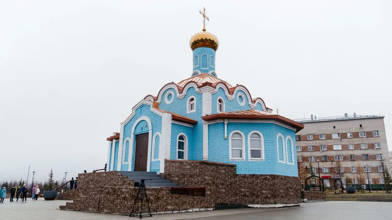 Церковь в Харпе.  Фото: Юлия Чудинова/«Ямал-Медиа»