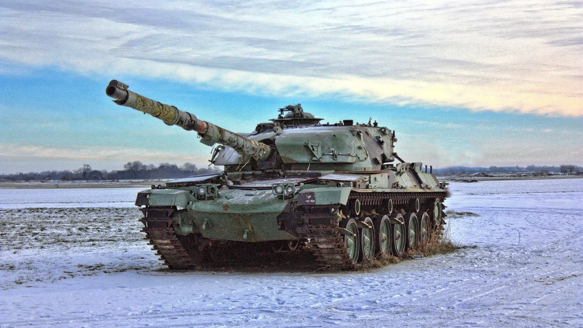 Военный эксперт объяснил значение танков в современных боях | Ямал-Медиа