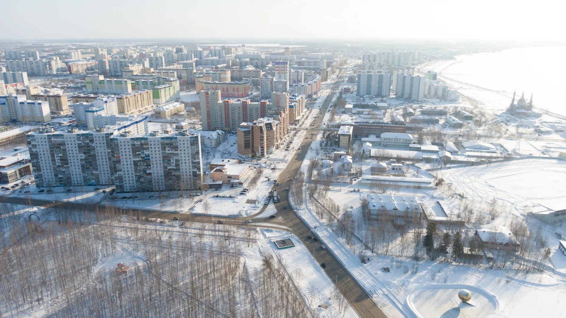 Нижневартовск фото. Нижневартовск с высоты птичьего полета. Нижневартовск Обь зимой. Нижневартовск с высоты 2020. Город Нижневартовск с птичьего полета.