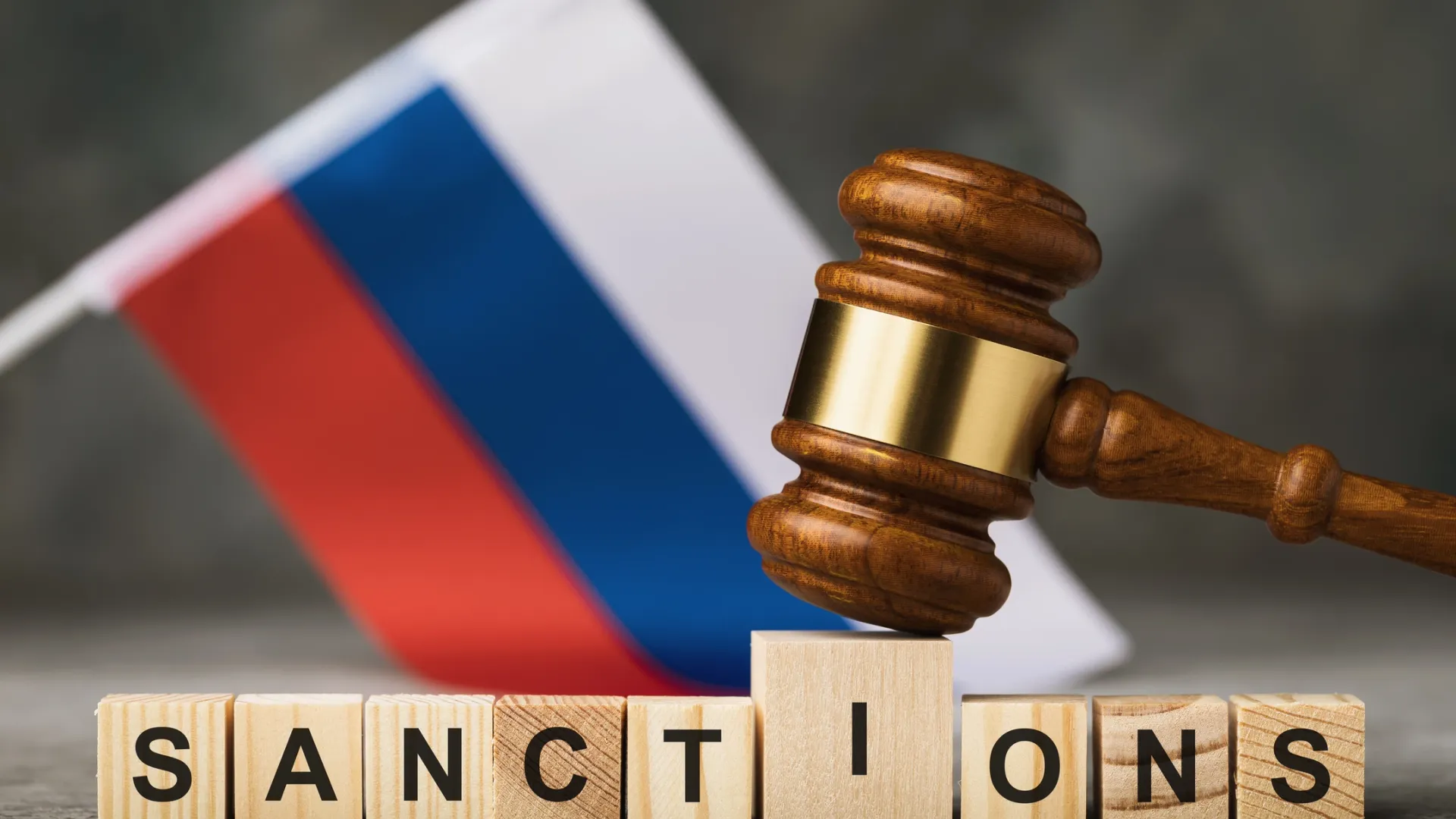 Экономист Ханке: антироссийские санкции сильнее всего ударят по США