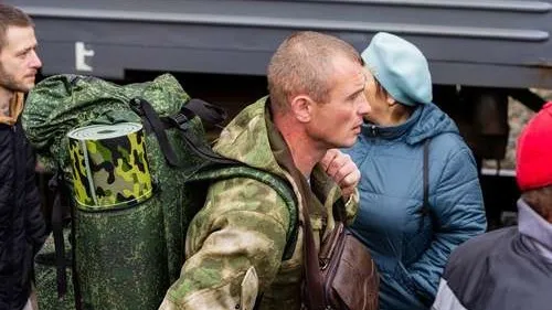 Вернувшись из зоны СВО, ветераны должны быть уверены, что им помогут. Фото: Dmitriy Kandinskiy / Shutterstock/ Fotodom. 