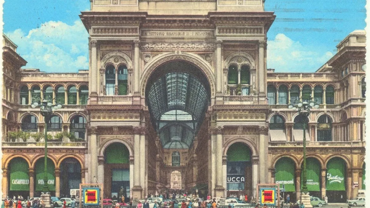Миланская галерея Виктора Эммануила II — средоточие мира моды. Открытка 1961 года. Источник: Albertomos/wikimedia.org