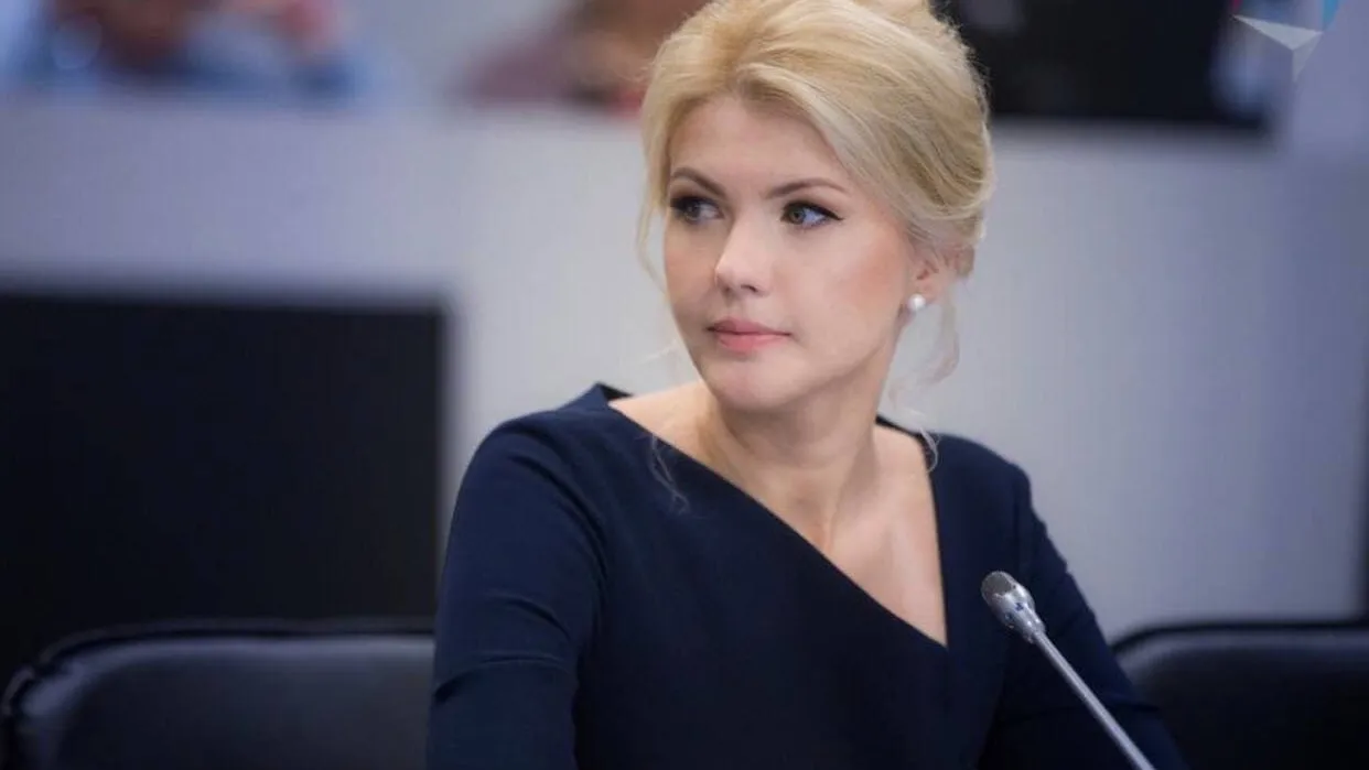 Вице-президента Сбербанка Марину Ракову объявили в розыск
