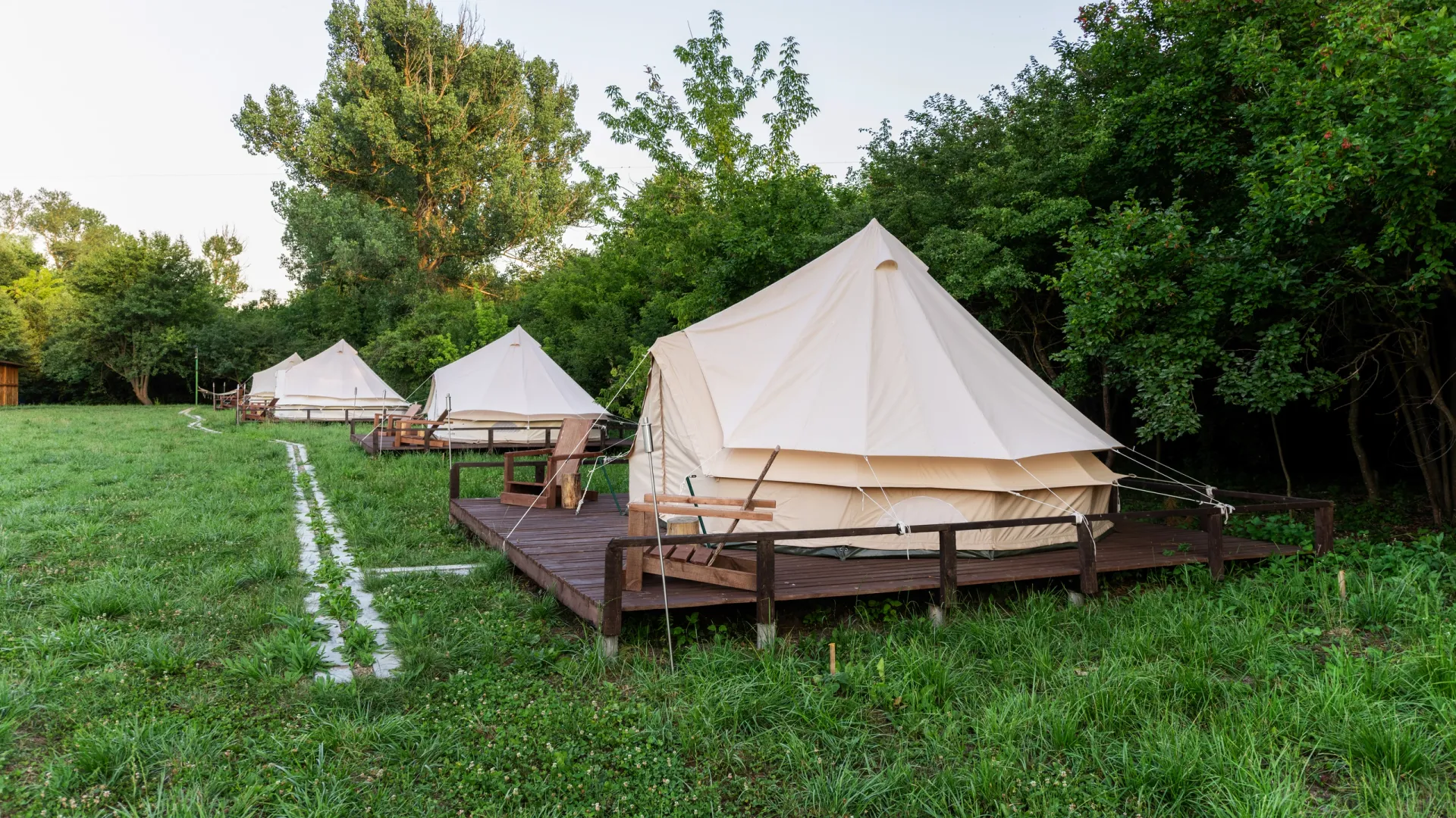 Camping 11 11. Палаточный туризм. Шатер Базарный. Загородный отдых предметы. Проект глэмпинга.