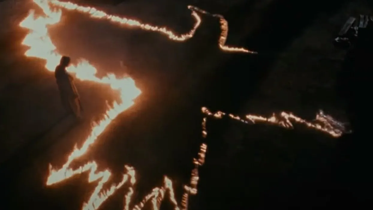 Кадр из фильма «Ворон». Фото: кадр видео канала «ВХСник»/Youtube