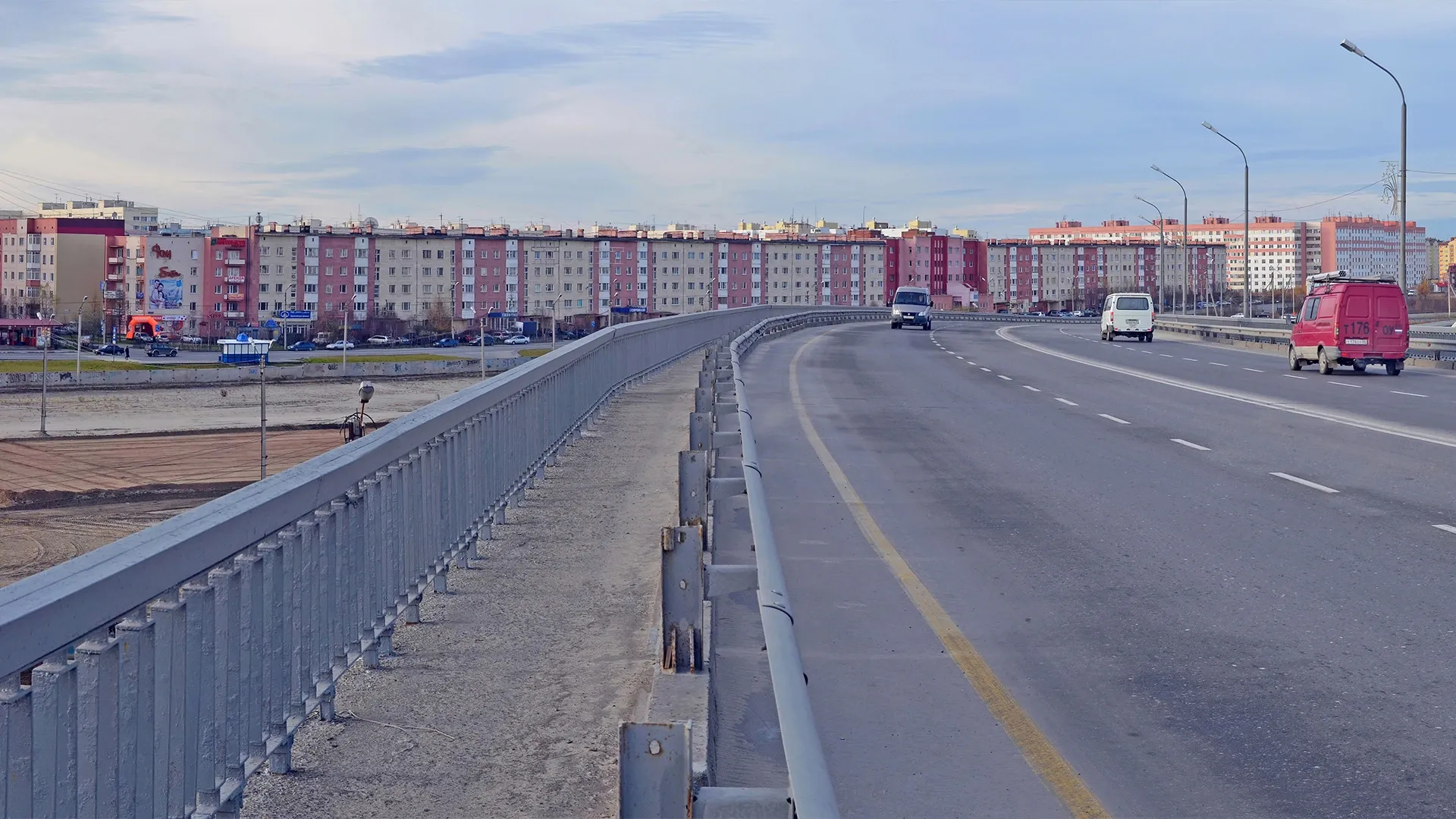 мост в новом уренгое возле солнечного