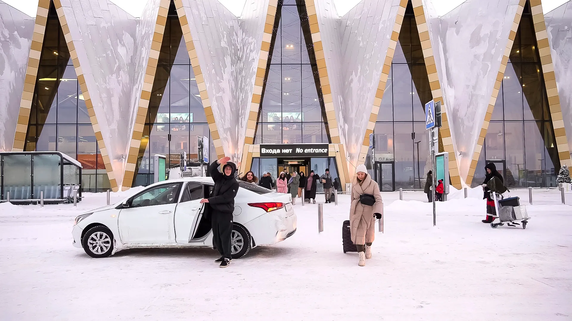 аэропорт города новый уренгой