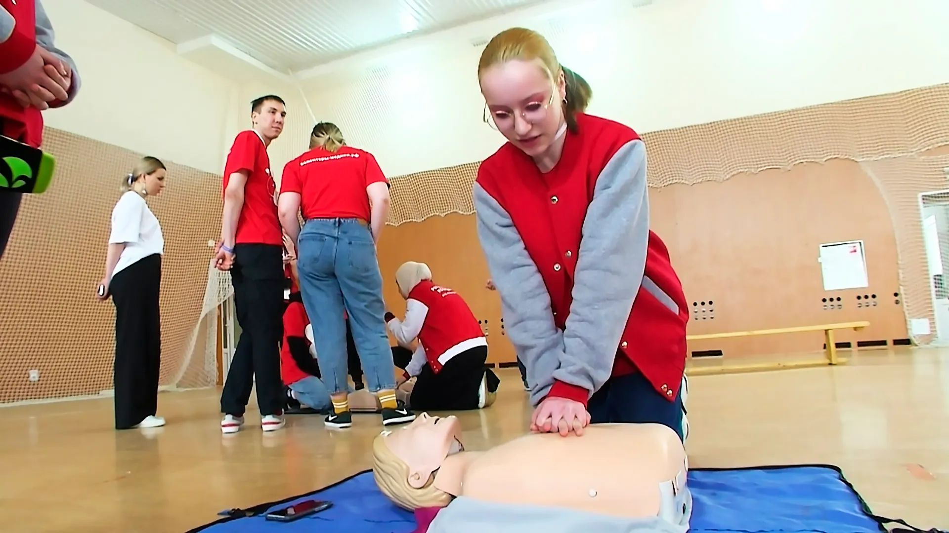 На Ямале запустят образовательные курсы по подготовке медицинских волонтеров