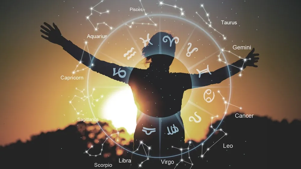 Гороскоп для всех знаков Зодиака на 9 августа 2022 года. Billion Photos / Shutterstock.com