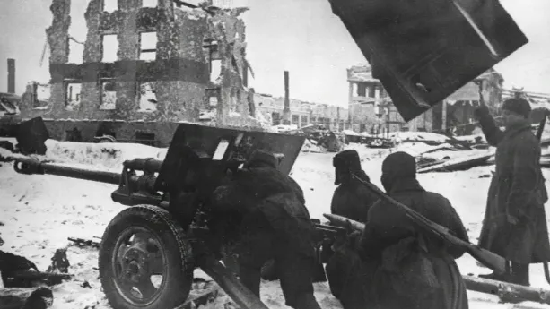 2 февраля Россия отметит 79-ю годовщину победы в Сталинградской битве
