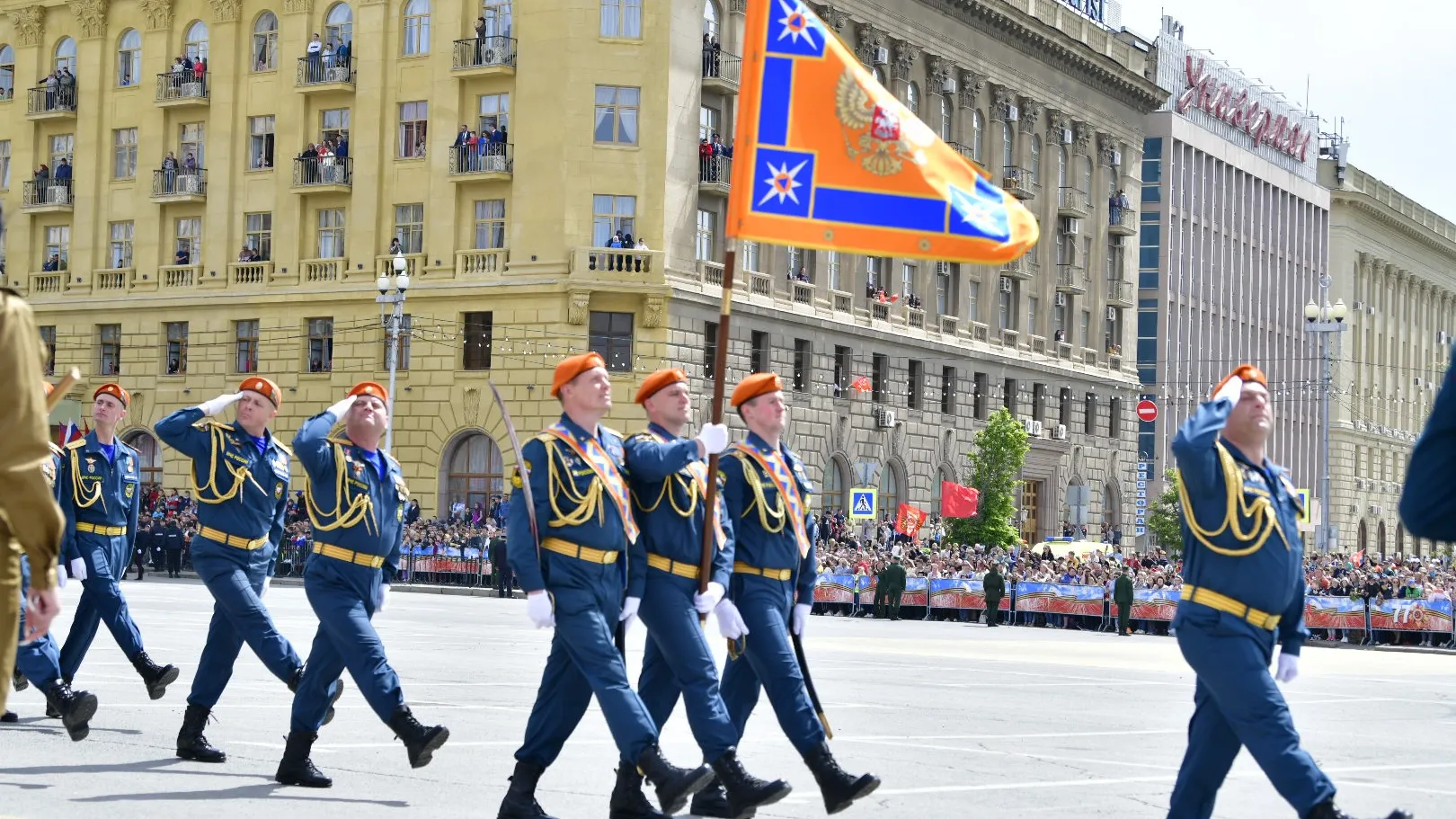 Парад Победы в Волгограде 9 мая 2022 года | Фотография 11