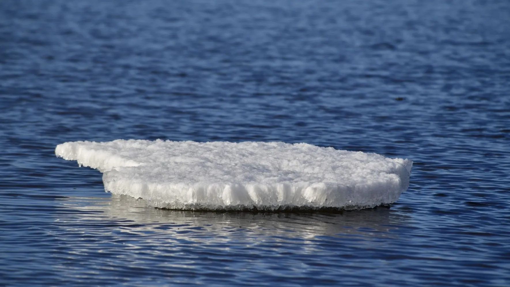 На реках Ямала началось движение льдов. Фото: Андрей Ткачёв / КРАСНЫЙ СЕВЕР