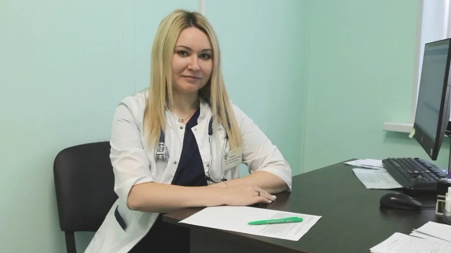 Молодой терапевт Анастасия Шевченко будет вести пациентов одного из участков. Фото: предоставлено пресс-службой губернатора ЯНАО
