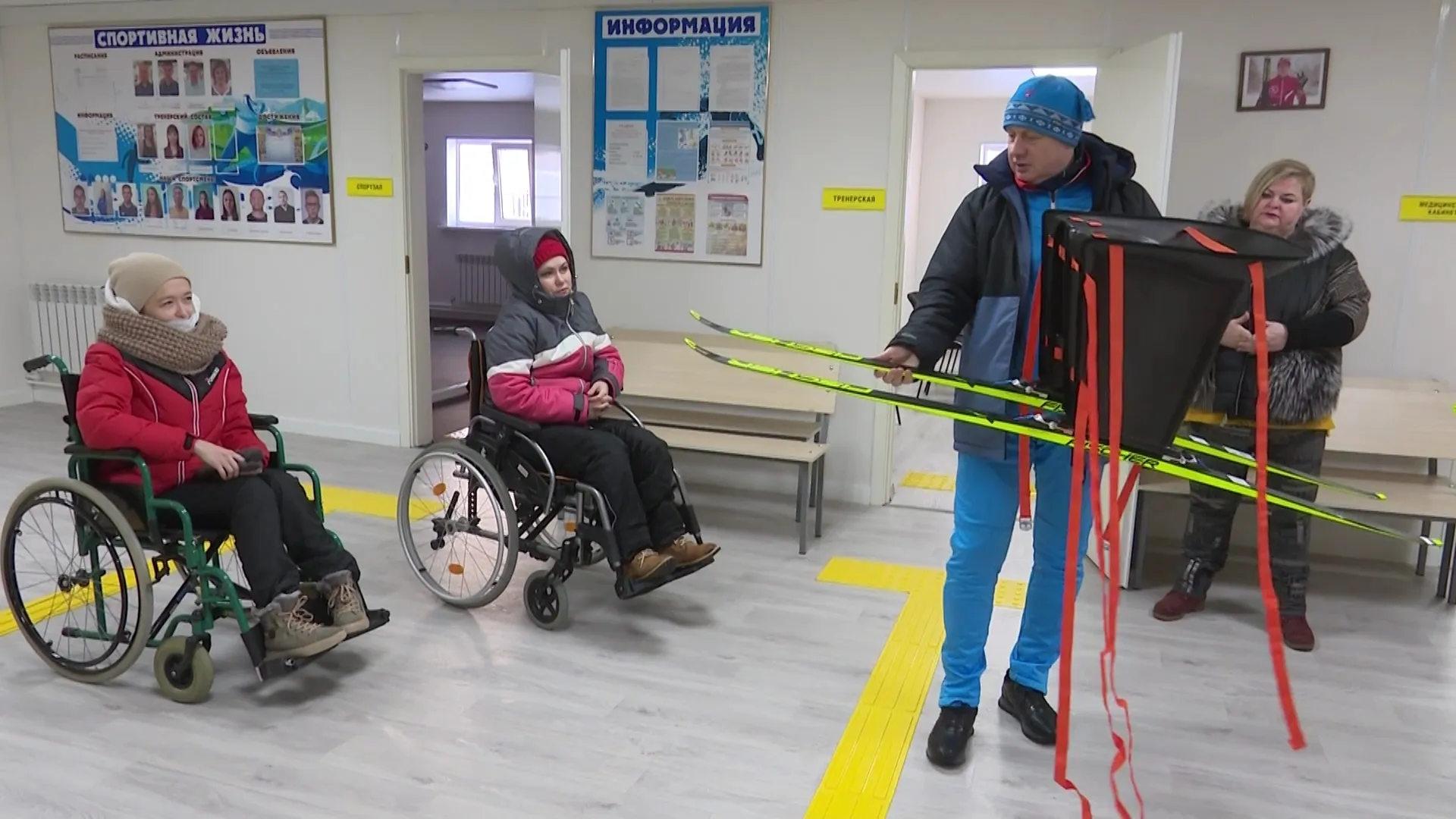 Маломобильные спортсменки Ямала получили специальное оборудование для катания на лыжах