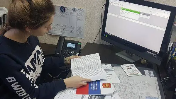 Ямальская десятиклассница Луиза Боровик показала второй результат во Всероссийской олимпиаде по избирательному праву. Фото предоставлено ИК ЯНАО