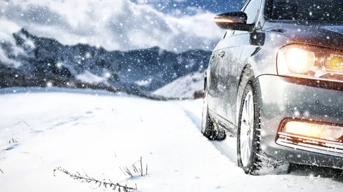 Снег и лёд против машин: как избежать ДТП