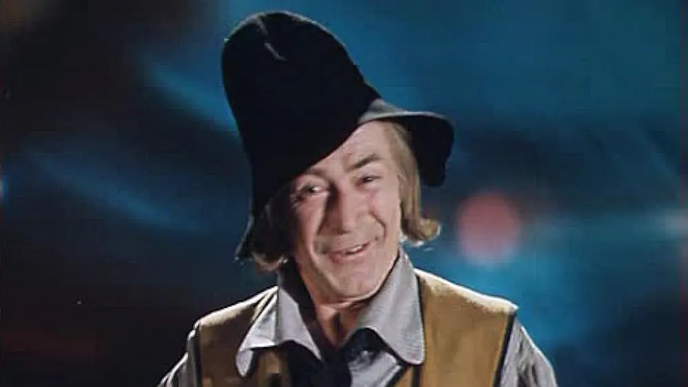 Николай Гринько — папа Карло. Кадр из телефильма «Приключения Буратино»/Гостелерадио СССР/«Беларусьфильм»/imdb.com