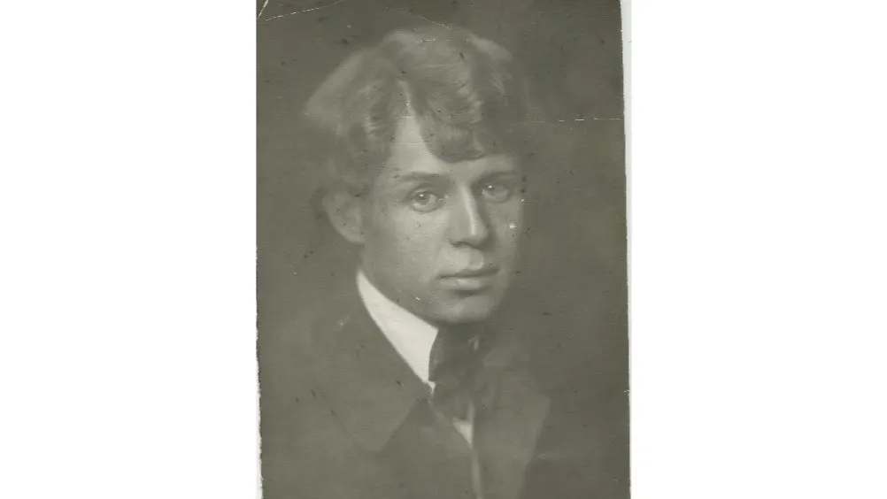 Сергей Есенин. 1921. Фото: Николай Свищов-Паола/МАММ/МДФ/russiainphoto.ru