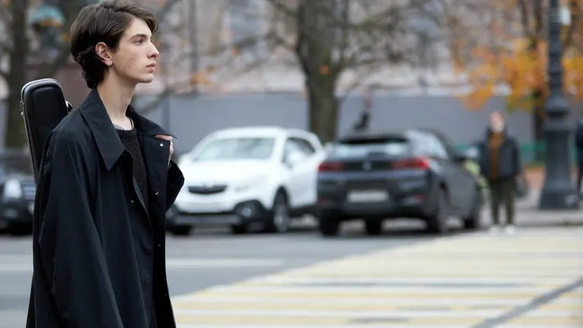 Кадр из сериала «Смычок». Фото: START