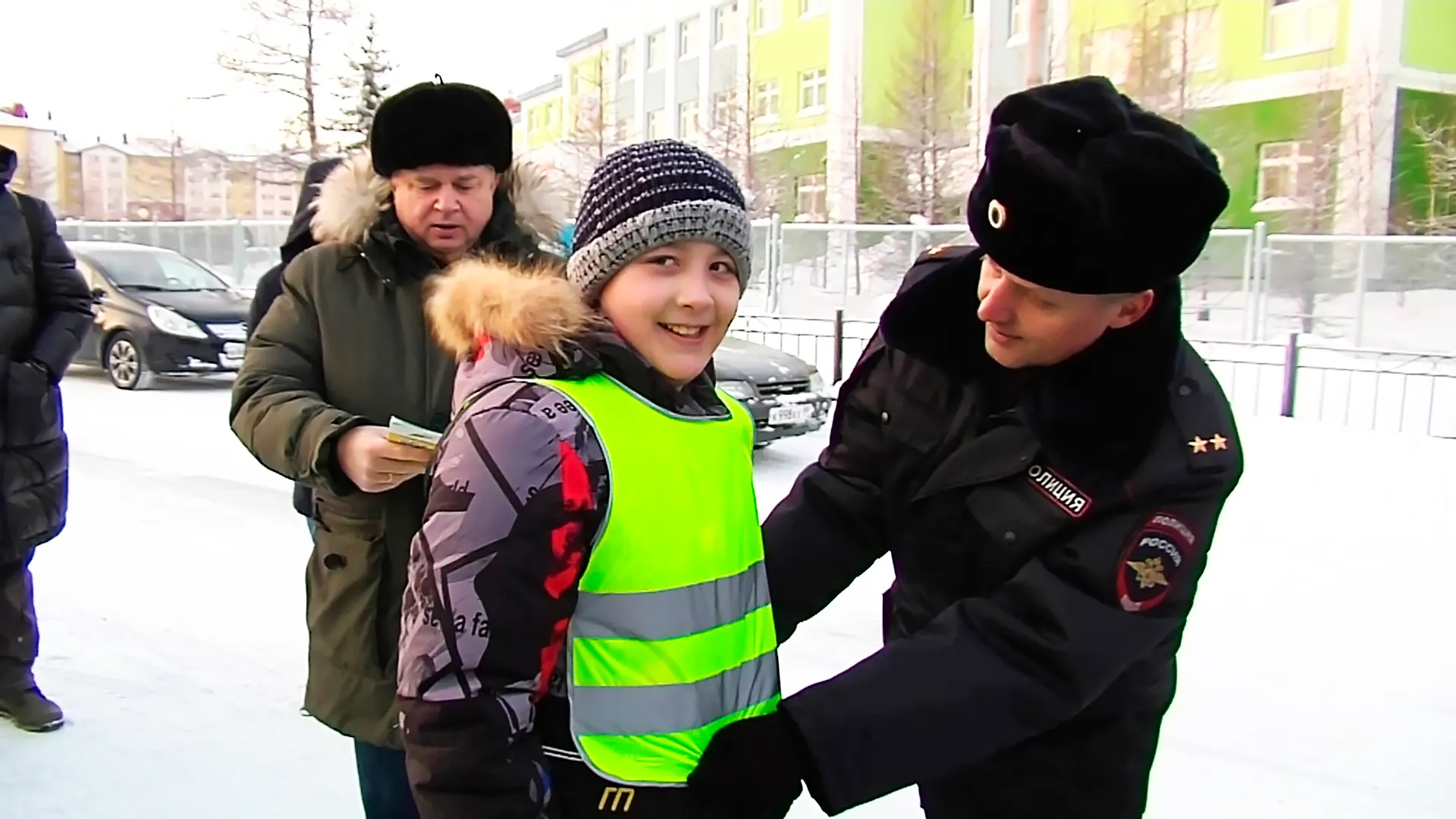 Школьник из Салехарда смог почувствовать себя сотрудником ГИБДД