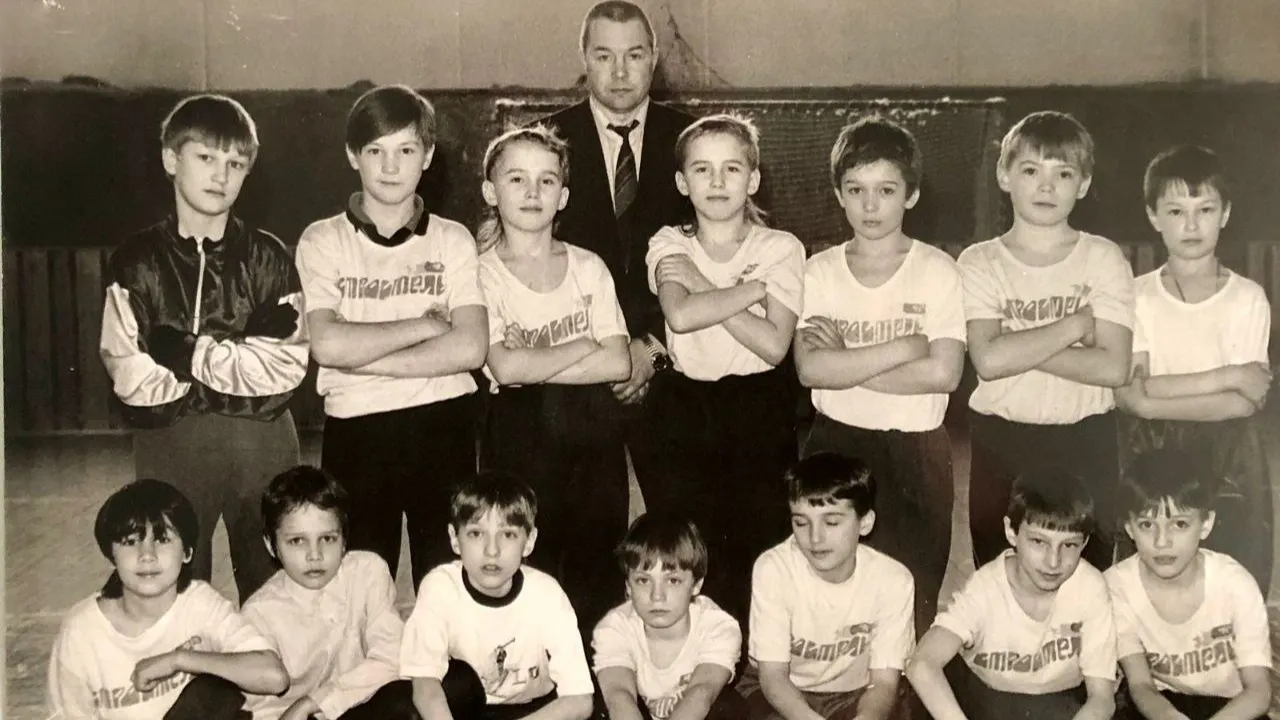 Команда по мини-футболу КСК «Молодежный», тренер Николай Торопцев, 1994 год. Фото: личный архив Марины Михайловой