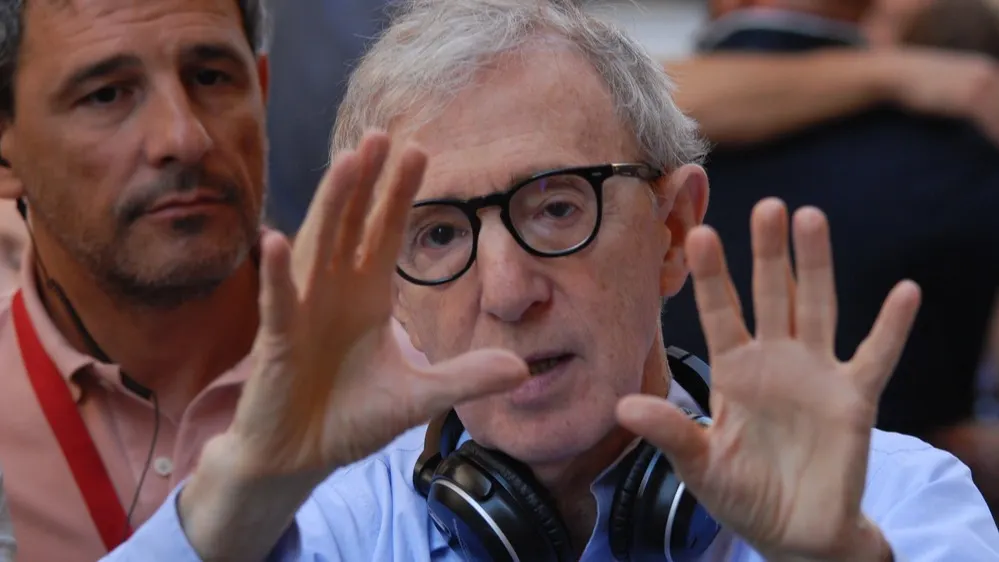 Американский режиссер Вуди Аллен во время съемок фильма «Римские приключения». Рим, Италия. 12 августа 2011 года. Фото: Lucky Team Studio/Shutterstock/Fotodom