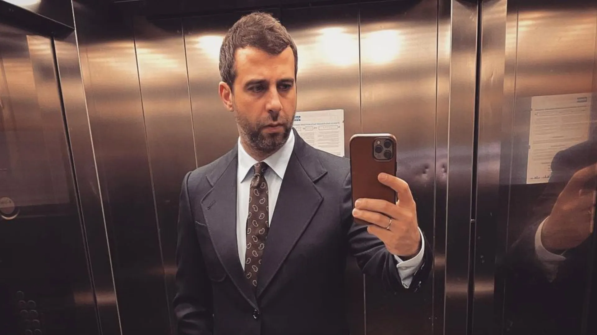 Ургант петербург. Ургант петербург. Ургант петербург. Ургант тесто. Ургант петербург.