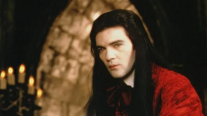 Антонио Бандерас в фильме «Интервью с вампиром». Фото: Geffen Pictures/«Мост-видео»/kinopoisk.ru