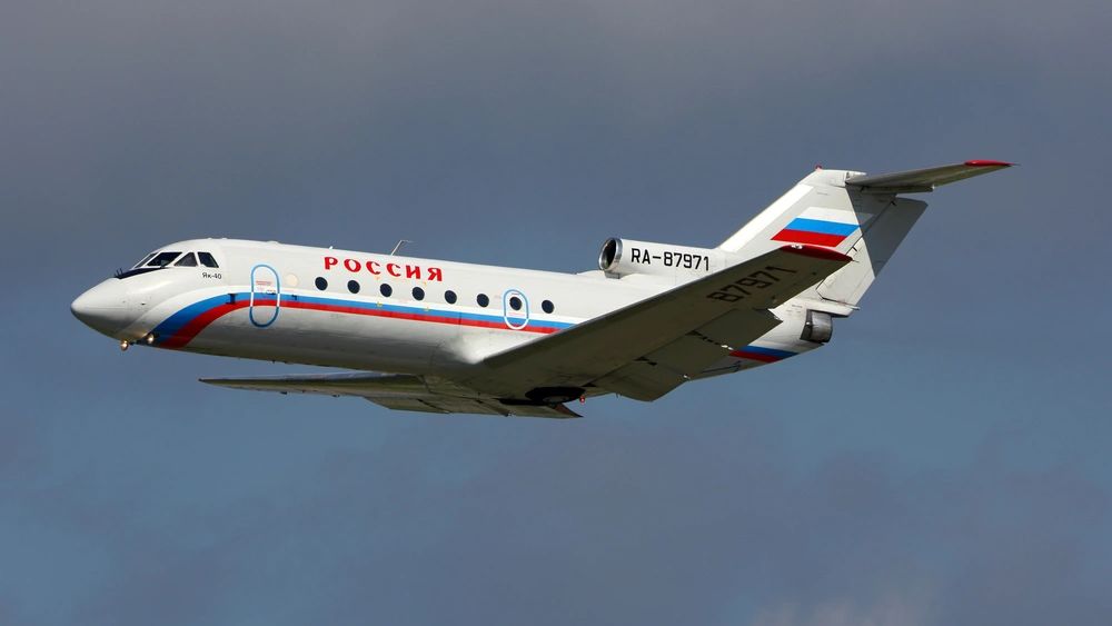 Пассажиров экстренно севшего в Москве лайнера отправили в Пензу резервным бортом