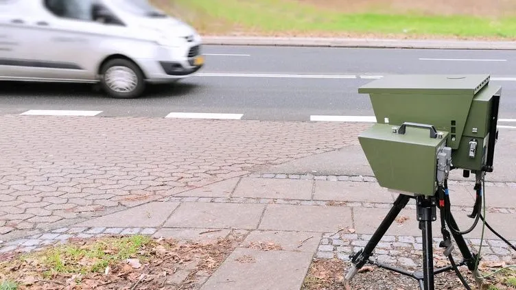 Собственники дорог обязаны будут вести реестр всех комплексов фотовидеофиксации, размещенных на трассах. Фото: P. Qvist/ Shutterstock/Fotodom