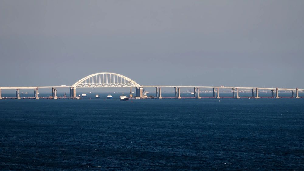 Shaman и Лепс устроили импровизированное шоу в пробке на Крымском мосту