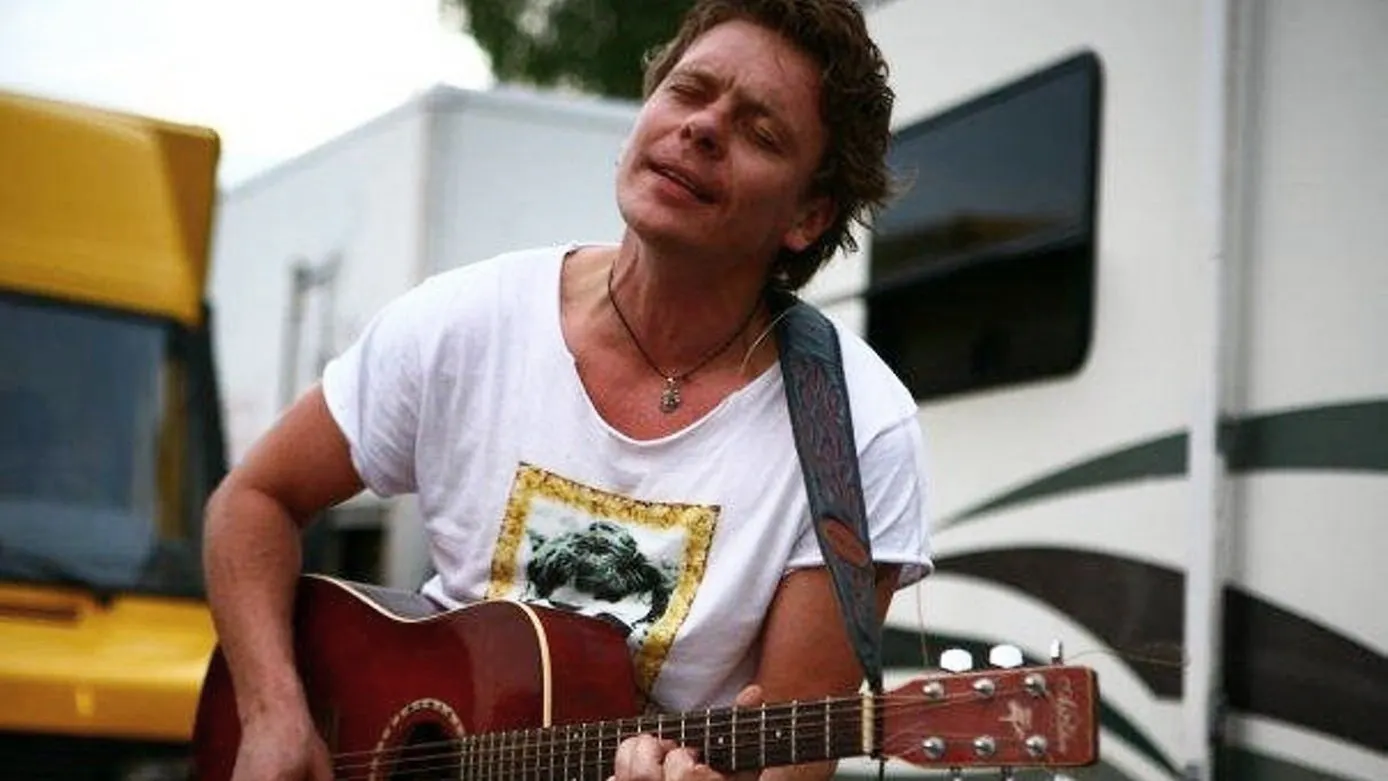 Павел Майков в фильме «Пилъ Курилъ». Фото: kinopoisk.ru