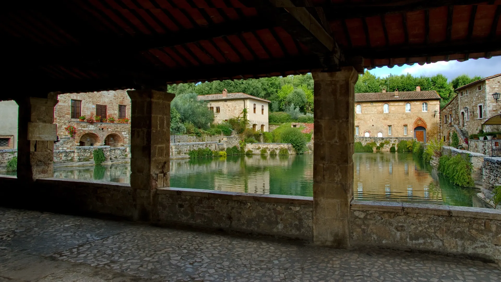 Виды Баньо-Виньони в Тоскане, Италия, где Тарковский снимал «Ностальгию». Фото: Vladimir B. Aleksandrov/Shutterstock/Fotodom