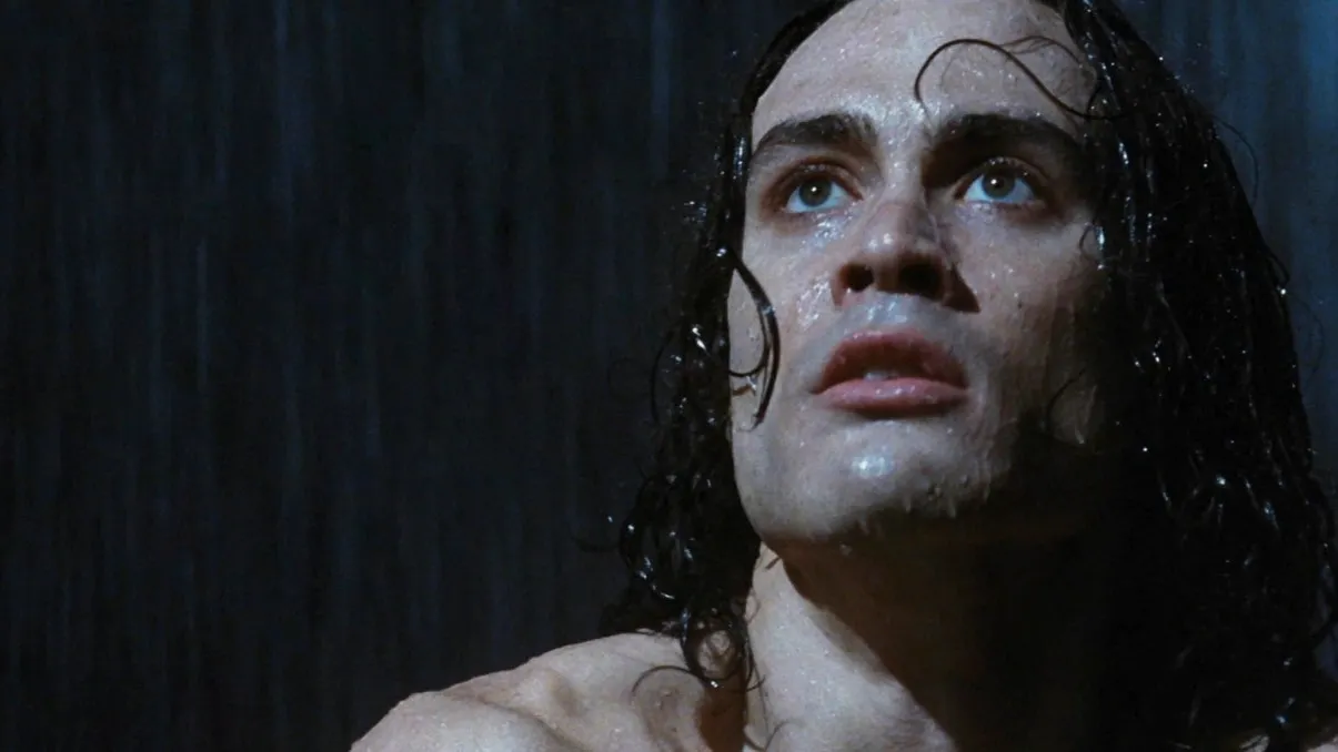 Кадр из фильма «Ворон». Фото: Dimension Films/Miramax Films/kinopoisk.ru