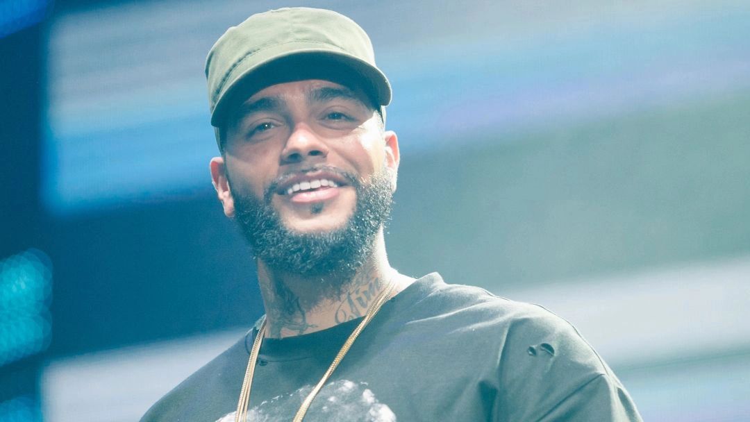 В ЕС планируют ввести санкции против Тимати и гендиректора Эрмитажа