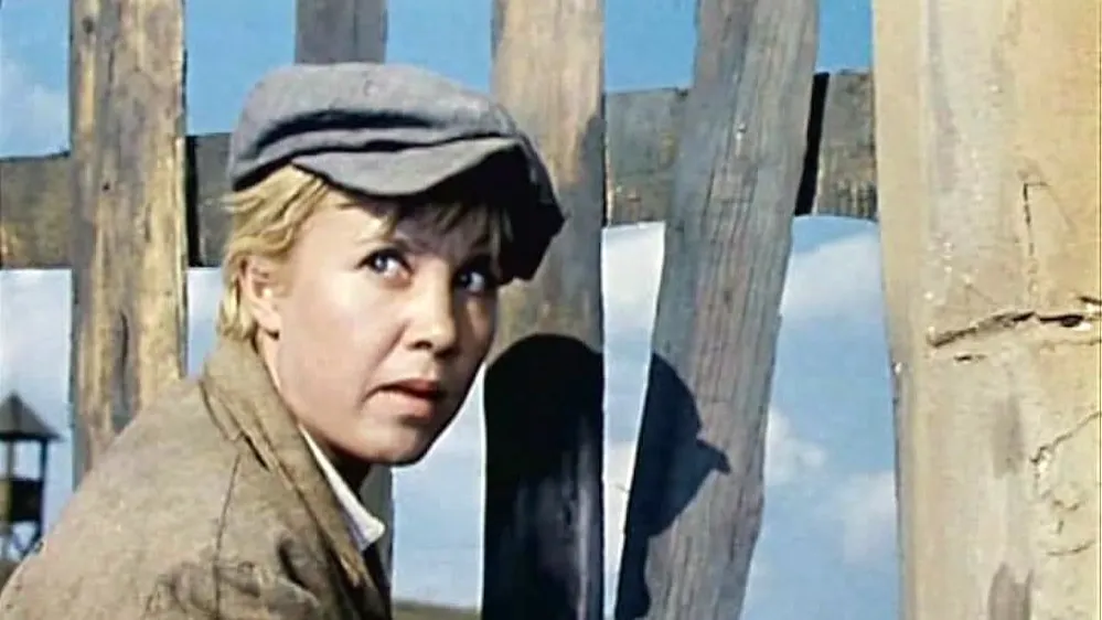 Надежда Румянцева в фильме «Крепкий орешек». Фото: «Мосфильм»/kinopoisk.ru