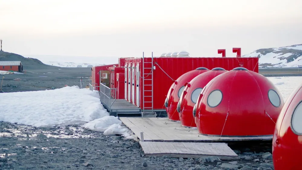 Антарктическая станция. Фото: 2j architecture/Shutterstock/Fotodom