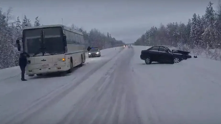 Кадр из видео со страницы vk.com/pnoyabrsk