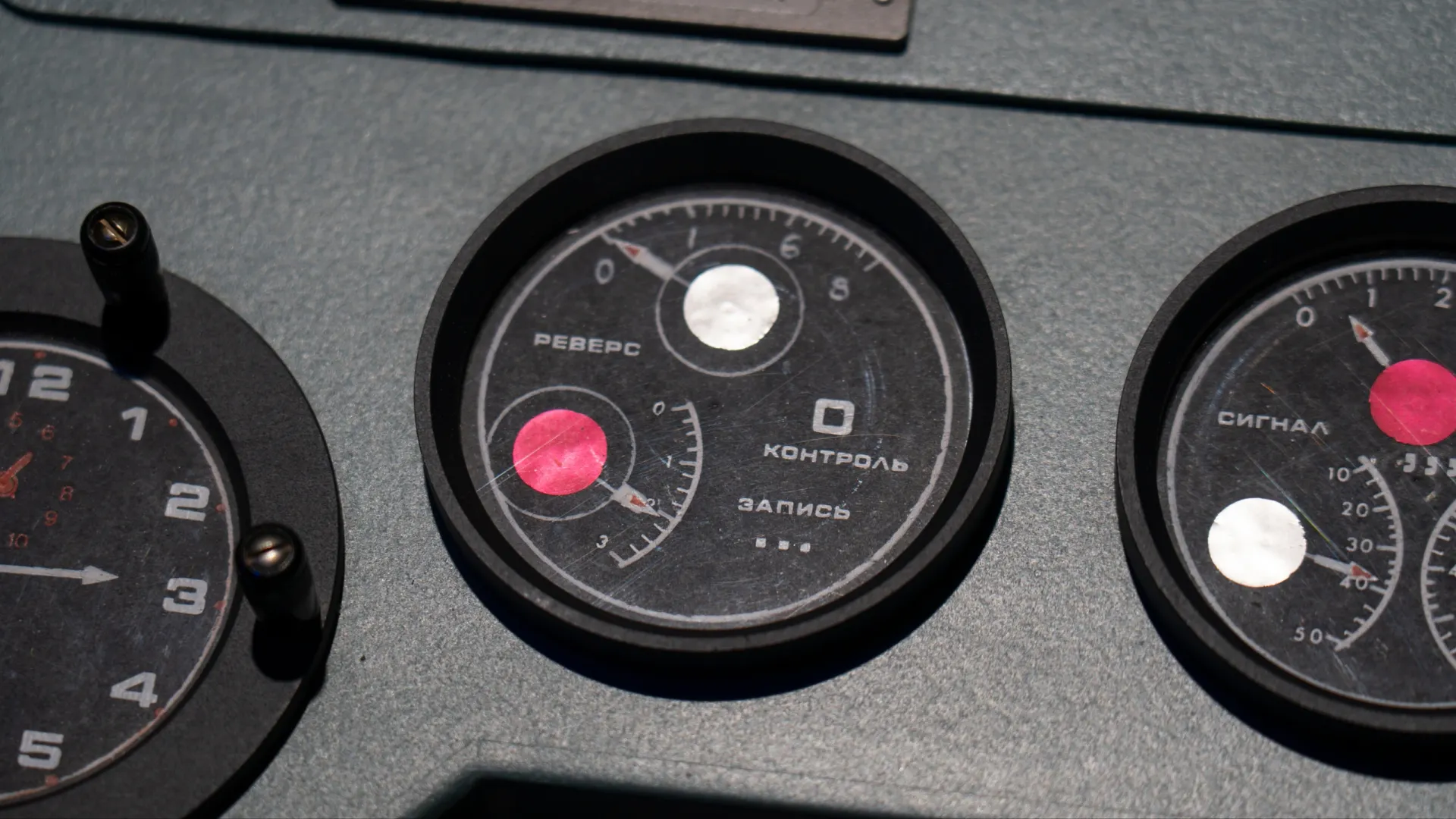 Пульт управления советских космических кораблей «Восток», представленный на космической выставке в Братиславе. Фото: martin.dlugo/Shutterstock/Fotodom