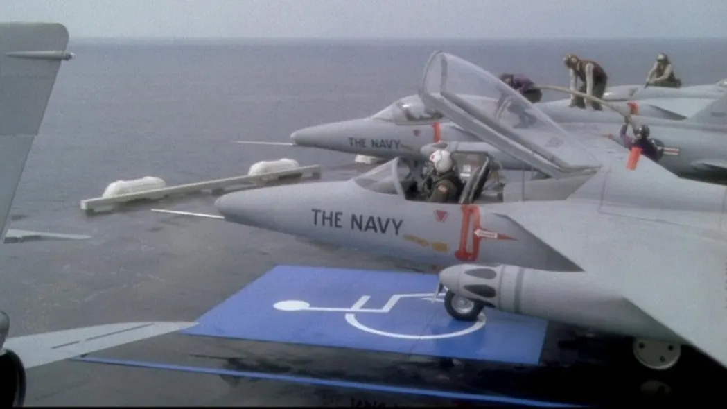 Фото: кадр из фильма «Горячие головы!» / «20 век Фокс»