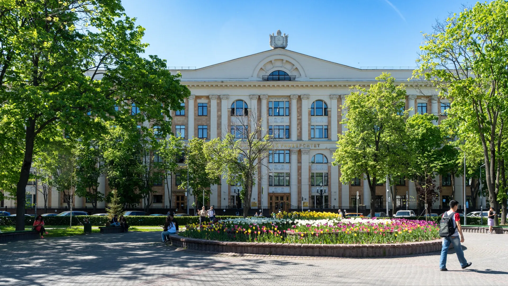 Здание Финансового университета при Правительстве РФ в Москве. Фото: Andy Shell/Shutterstock/Fotodom