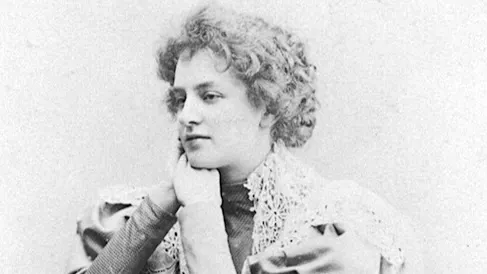 Зинаида Гиппиус в начале 1910-х гг. Фото: culture.gov.ru