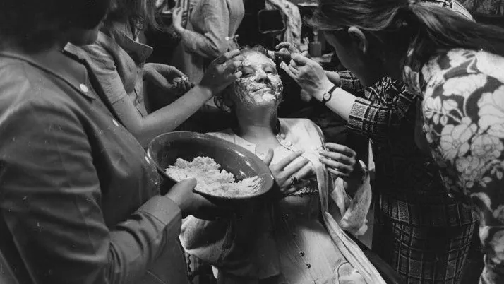 Светлана Крючкова на съемках фильма «Пошехонская старина». Фото: Игорь Гневашев/МАММ/МДФ/russiainphoto.ru